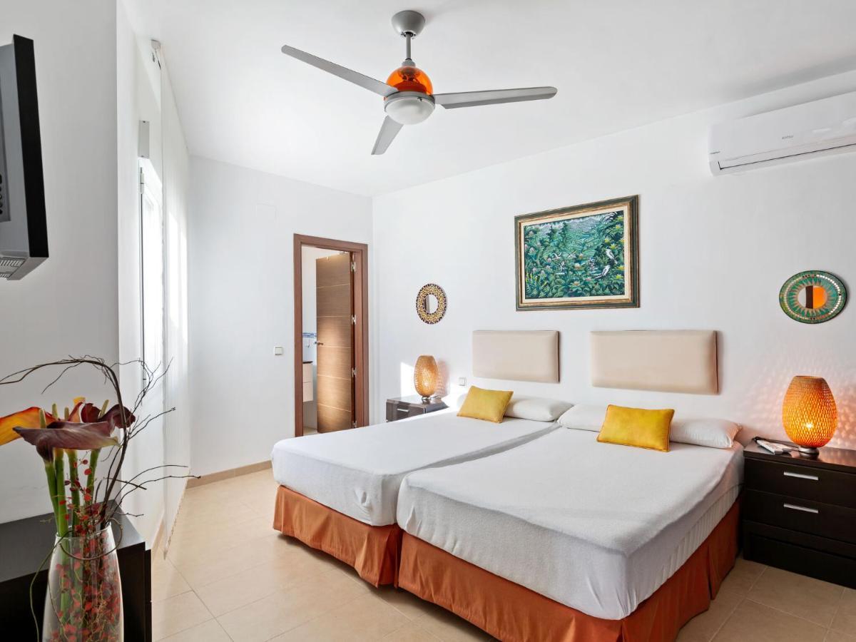 Belvilla By Oyo Apartment In La Herradura ลาเอร์ราดูรา ภายนอก รูปภาพ